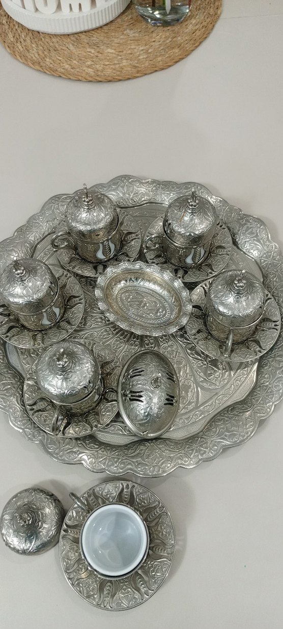 Gümüş Renkli İşlemeli Kahve Fincan Takımı - Görsel 4