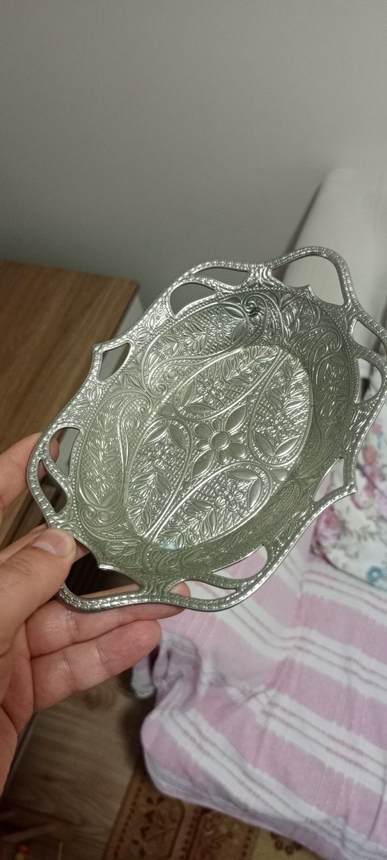 İşlemeli Parlak Gri Metal Tepsi - Görsel 4