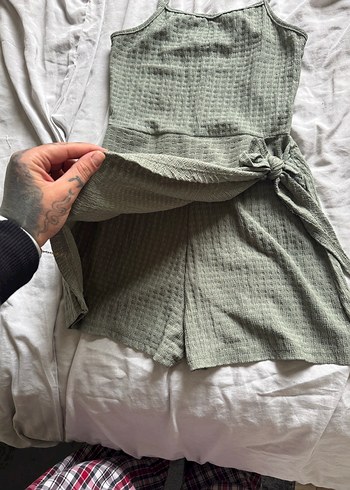 Kemerli Kadın Kısa Tulum - Görsel 3