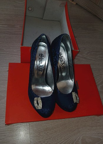 Mavi Yılan Desenli Tokalı Yüksek Topuklu Kadın Ayakkabısı - Görsel 2