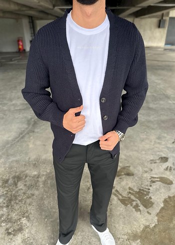 Düğmeli Triko Hırka - Görsel 2