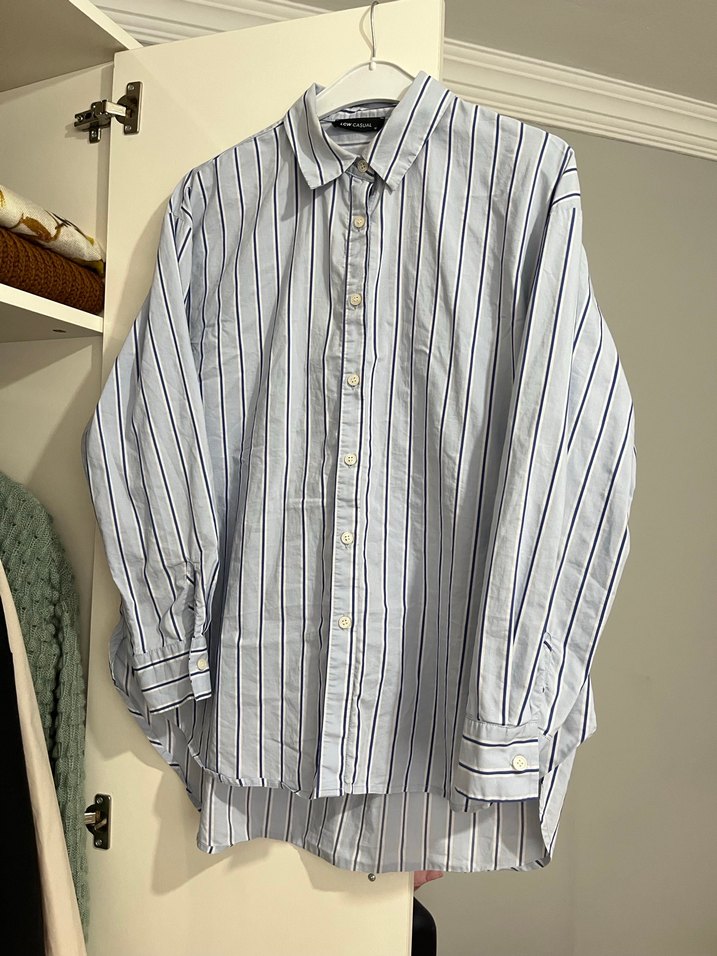 Gri Çizgili Pamuklu Kadın Gömlek - Görsel 2