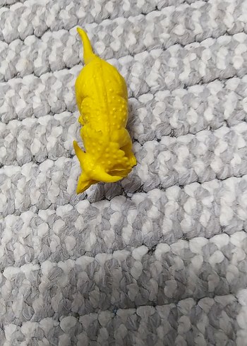 Sarı Triceratops Dinozor Figürü - Görsel 2