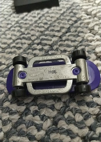 Mor Kaykay Model Oyuncak Araba - Görsel 2