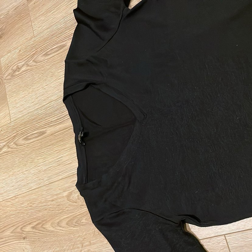 V Yaka Siyah Hamile Tişörtü - Görsel 2