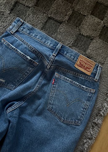 Kadın Mavi Yırtık Bol Kesim Midi Kot Pantolon - Görsel 6