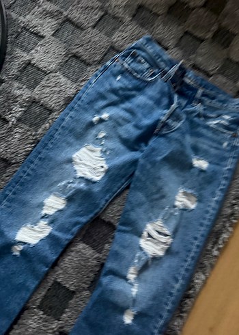 Kadın Mavi Yırtık Bol Kesim Midi Kot Pantolon - Görsel 3