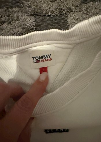 Tommy Hilfiger Beyaz Kadın Sweatshirt - Görsel 2