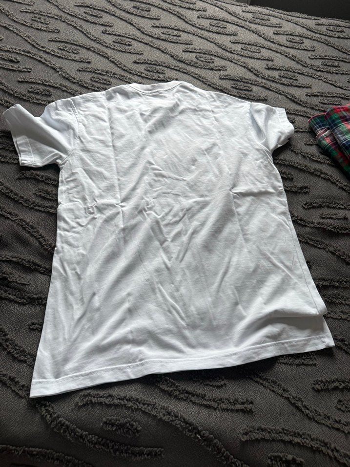 Beyaz bayan tişört - Görsel 4