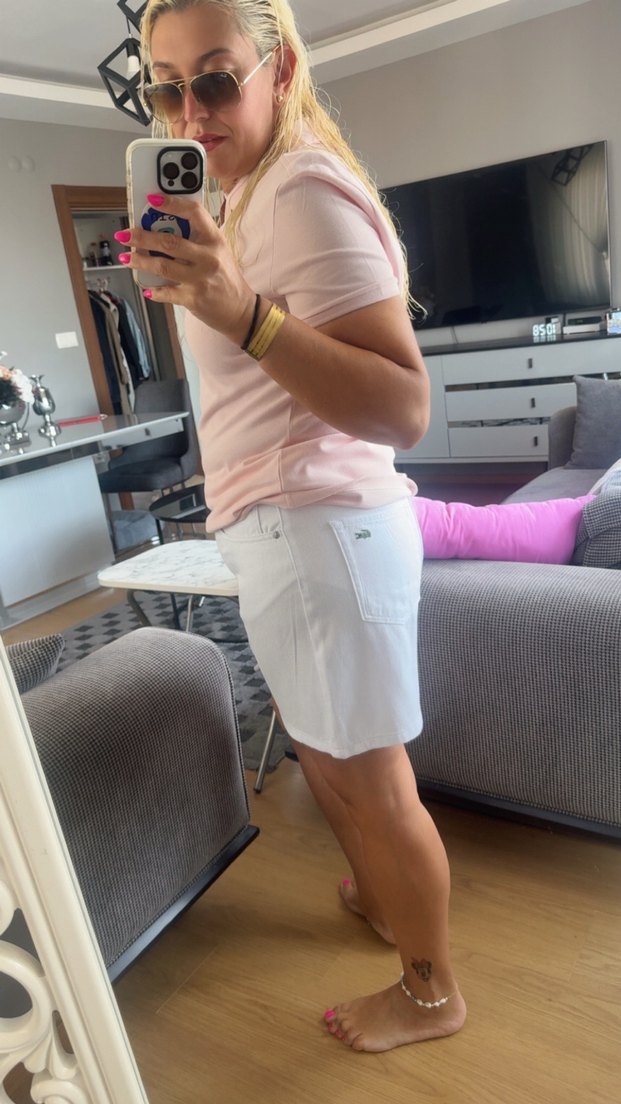 Minimal Beyaz Mini Etek  Şıklık ve Rahatlık Bir Arada — görsel 6/10