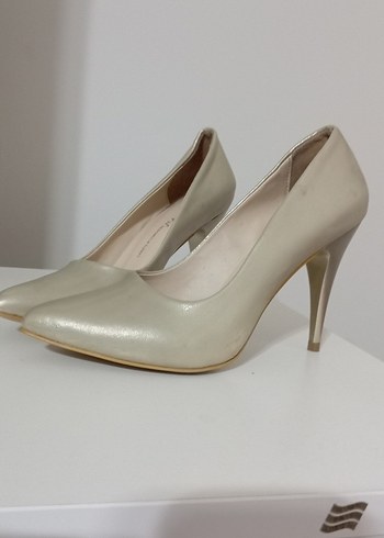 Beyaz Stiletto Kadın Topuklu Ayakkabı - Görsel 2