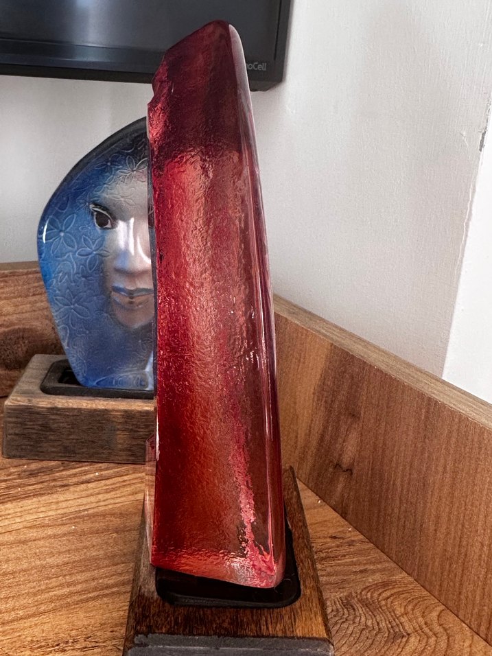 Red Amazona Crystal- Masq Collection - Görsel 3