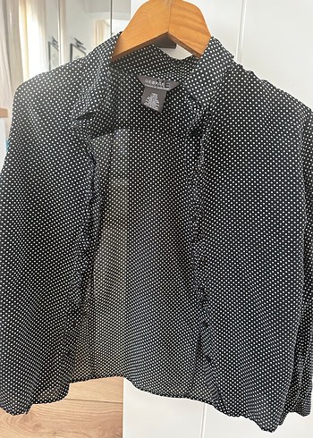Düğmeli Puantiyeli Siyah Kadın Gömlek - Görsel 2