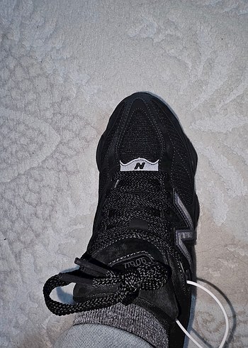 New Balance 9060 Triple Black Kadın Spor Ayakkabı - Görsel 5