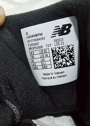 New Balance 9060 Triple Black Kadın Spor Ayakkabı - Görsel 7