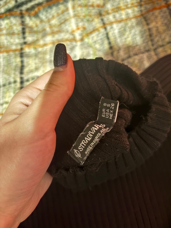 Stradivarius Siyah Kadın Boğazlı İnce Triko Kazak - Görsel 2