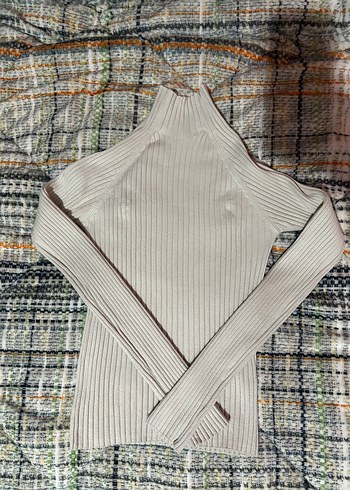 Stradivarius Kadın Boğazlı Triko Kazak - Görsel 2