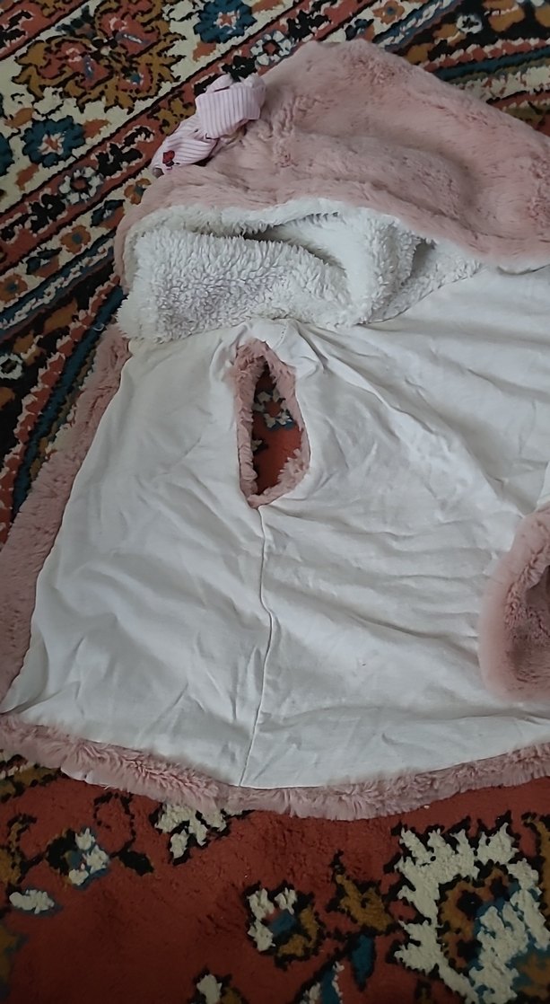 Kız Çocuk Kapüşonlu Pembe Kürk Detaylı Yelek - Görsel 4