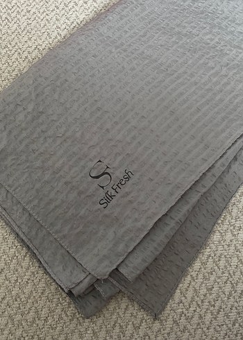 Gri İpek Görünümlü Bohem Kadın Şal - Görsel 2