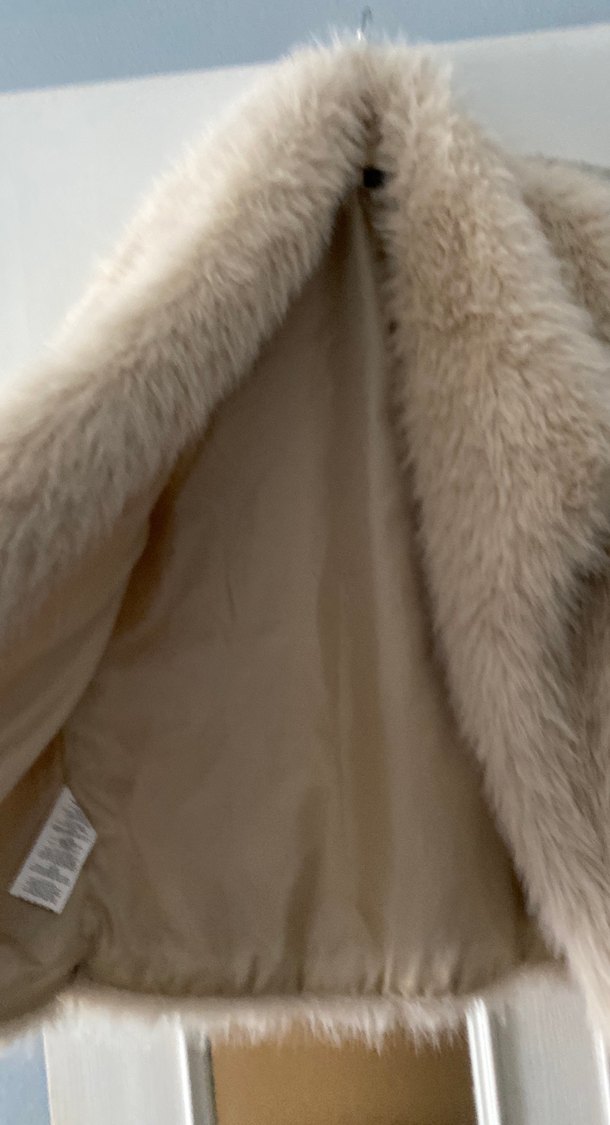 Bej Kolsuz Suni Kürk Yelek - Görsel 2