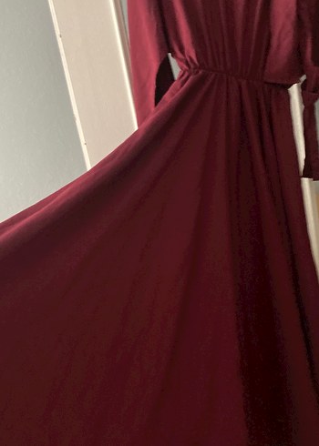 Bordo Kadın Uzun Elbise, Dökümlü, Yüksek Yaka - Görsel 2