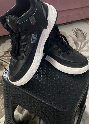 Siyah Bağcıklı Kadın Spor Ayakkabı - Görsel 3