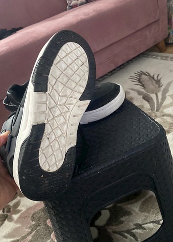 Siyah Bağcıklı Kadın Spor Ayakkabı - Görsel 2