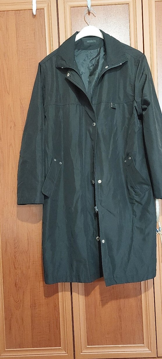 Kadın Gri Uzun Düğmeli Yağmurluk - Görsel 4