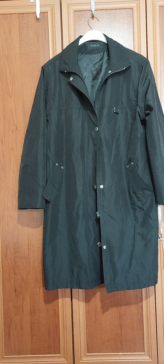 Kadın Gri Uzun Düğmeli Yağmurluk - Görsel 2