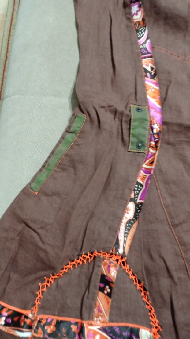 Kızlar için kahverengi nakışlı askılı keten elbise - Görsel 2