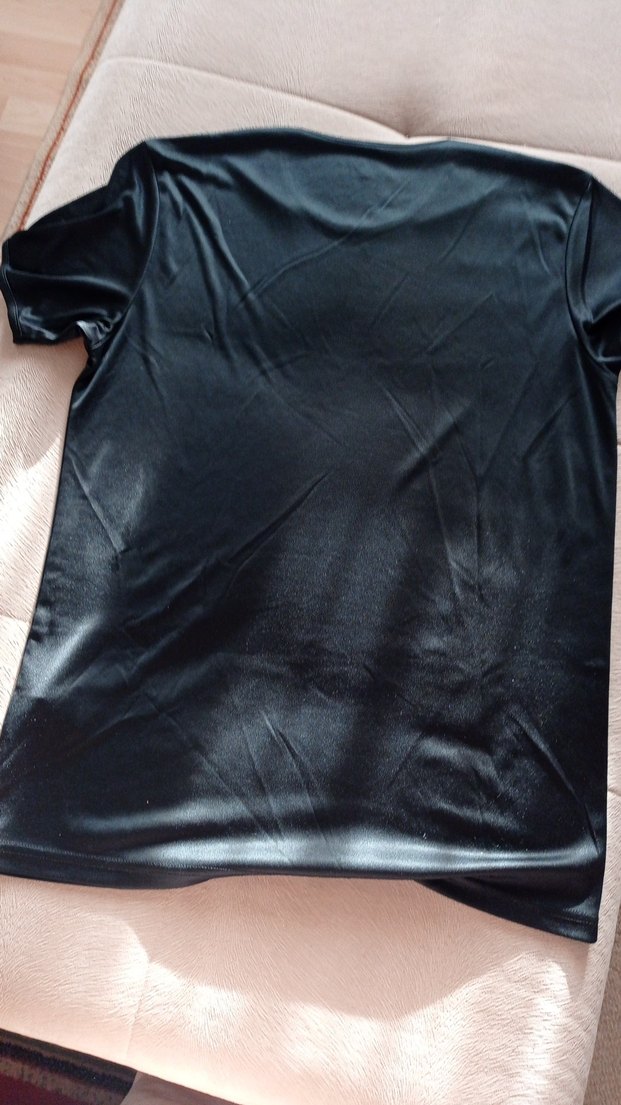 Siyah Erkek Spor Tişörtü Velcro Detaylı - Görsel 2