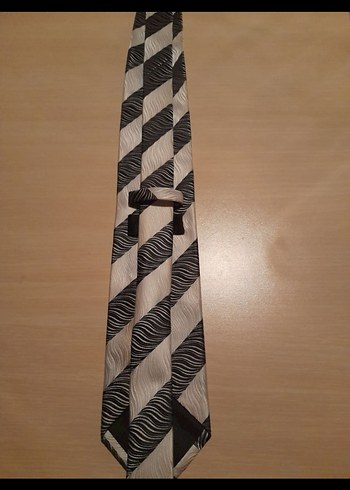 Enrico Benetti Bej ve Siyah Çizgili Erkek Kravat - Görsel 2