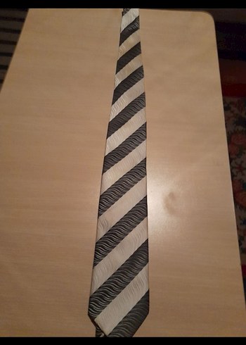 Enrico Benetti Bej ve Siyah Çizgili Erkek Kravat - Görsel 3