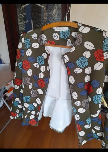 Sateen Kadın Kısa Ceket - Görsel 3