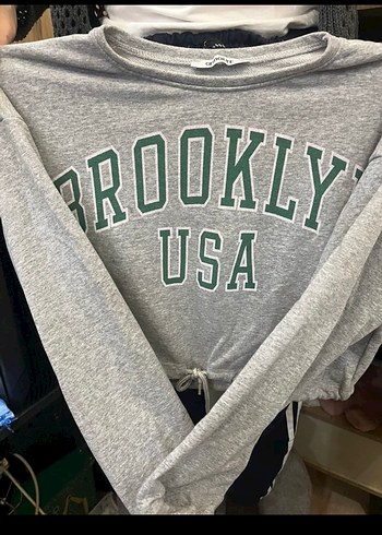Brooklyn Baskılı Gri Kadın Sweatshirt - Görsel 3