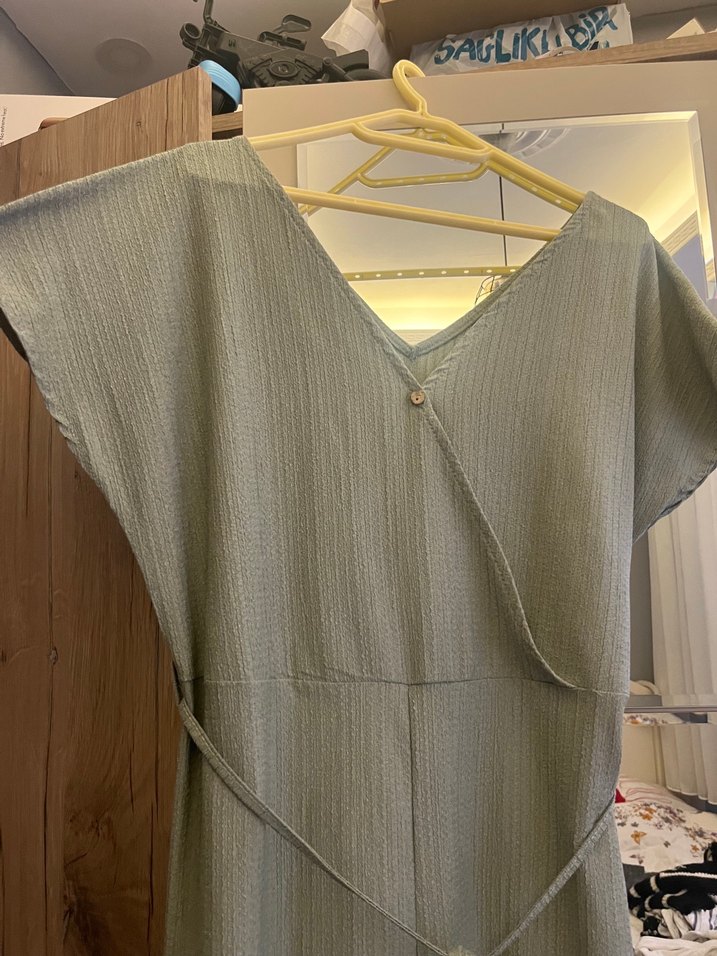 Bej Uzun Keten Elbise, V Yaka, Salaş Kesim - Görsel 2