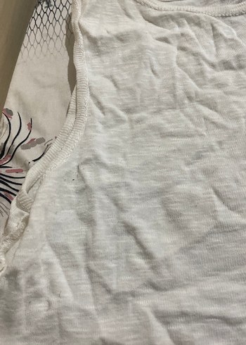 Kadın Beyaz Keten Fırfırlı Kolsuz Bluz - Görsel 4