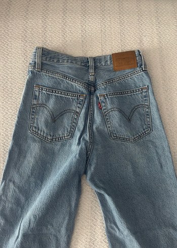 Levis Mavi Denim Jean