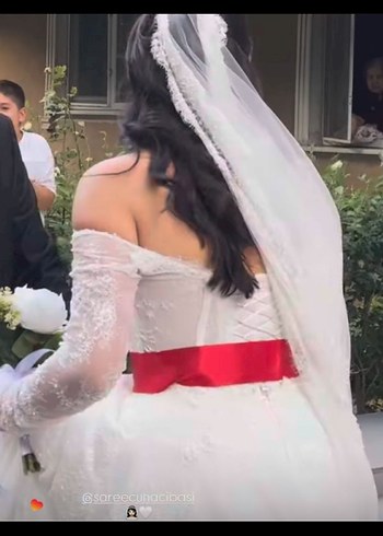 Uzun Kollu Straplez Prenses Gelinlik - Görsel 6