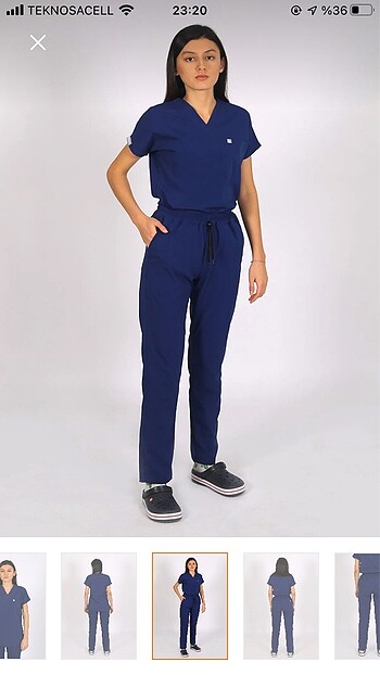 Saks Mavisi Scrubs