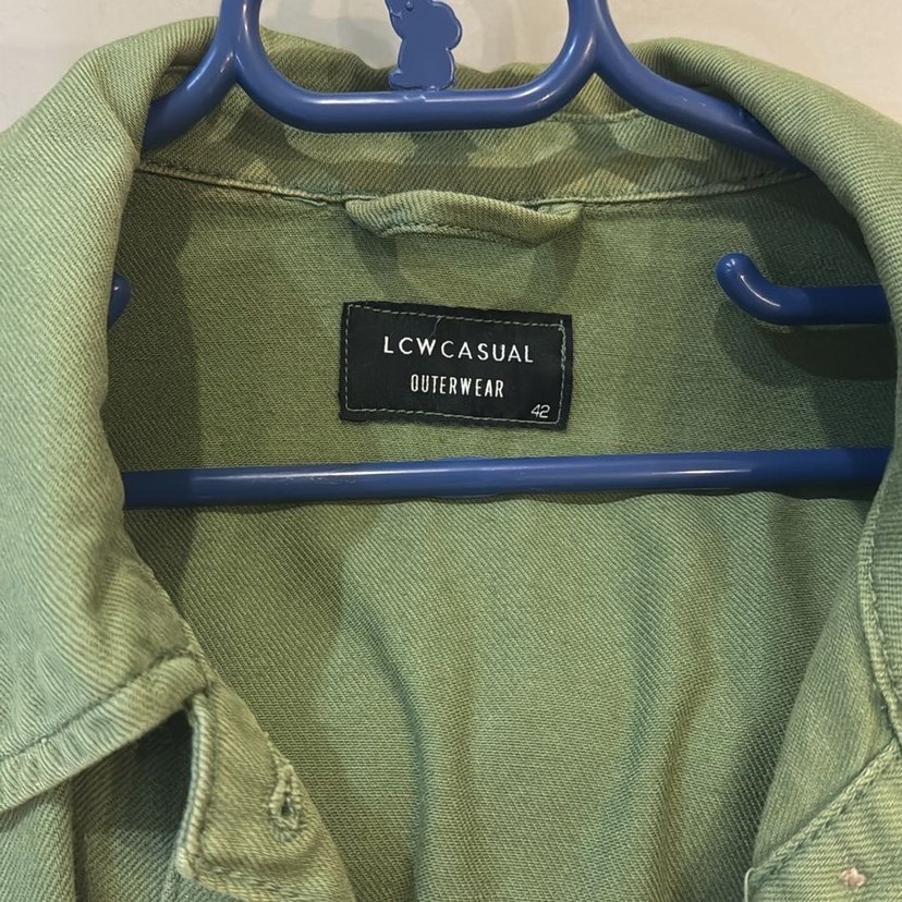 Düğmeli Kısa Kadın Haki Ceket - Görsel 2