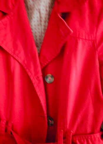 Düğmeli Kırmızı Midi Kadın Trençkot - Görsel 2