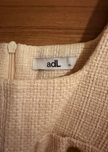 Düğmeli Bej Midi Kolsuz Elbise - Görsel 2