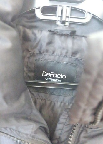 Siyah Fermuarlı Kısa Kadın Kışlık Mont - Görsel 2