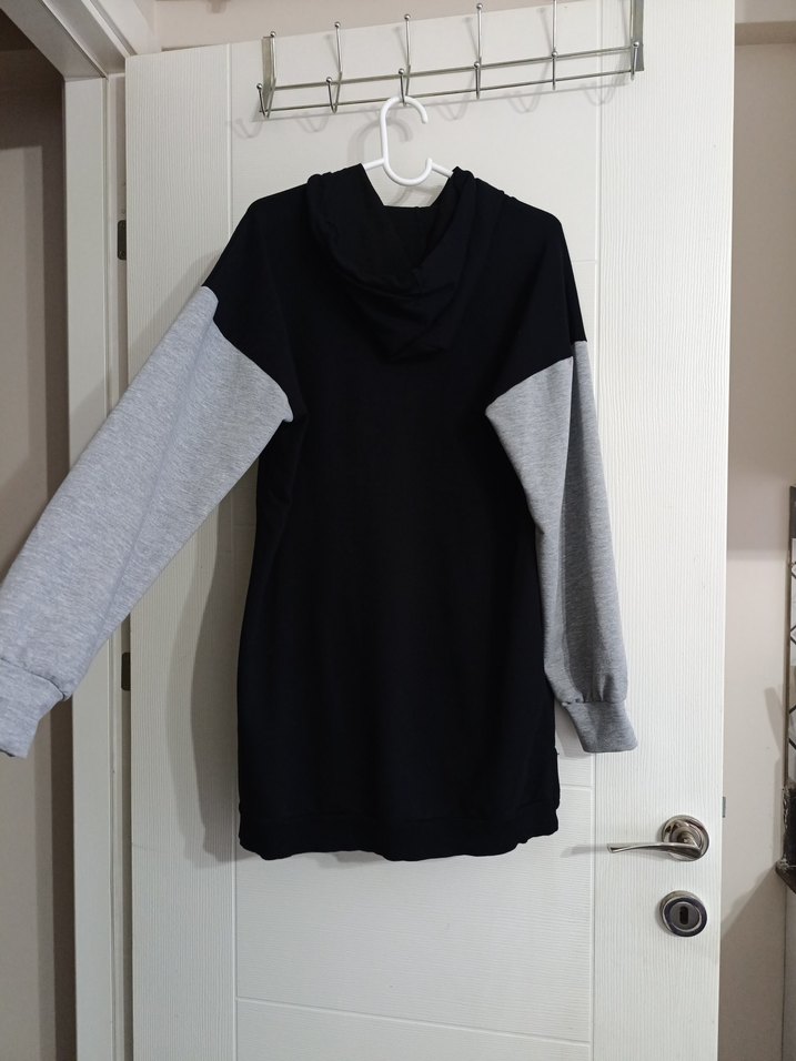 Gri Siyah Kapüşonlu Tunik - Görsel 3