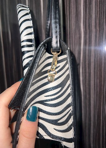 Zebra Desenli Deri Kadın Çanta - Görsel 6