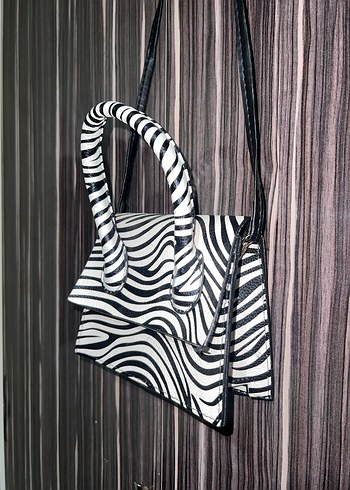 Zebra Desenli Deri Kadın Çanta - Görsel 2