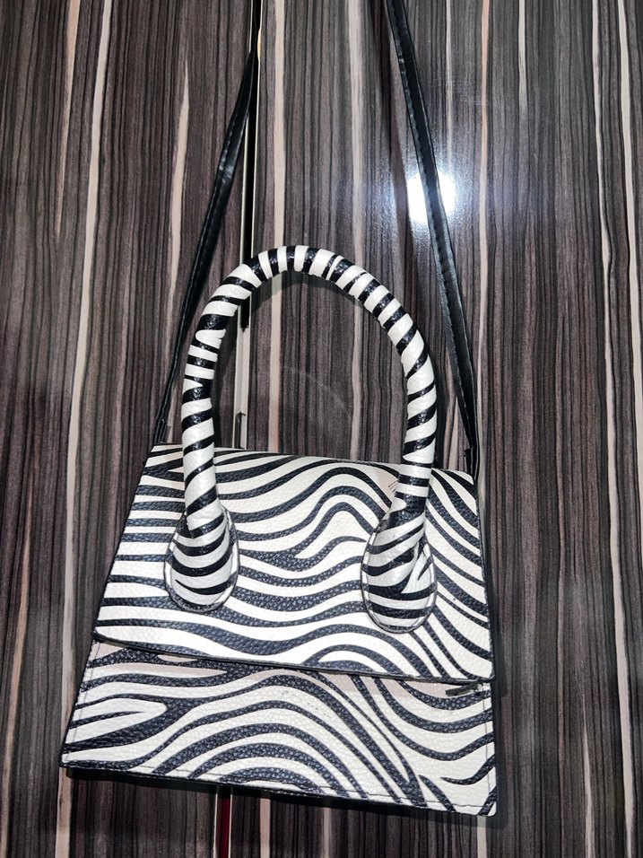 Zebra Desenli Deri Kadın Çanta - Görsel 5