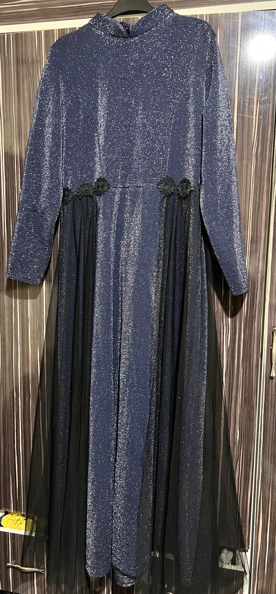 Uzun Kollu, Pilili, Yüksek Yakalı Mavi Gotik Abiye Elbise - Görsel 2