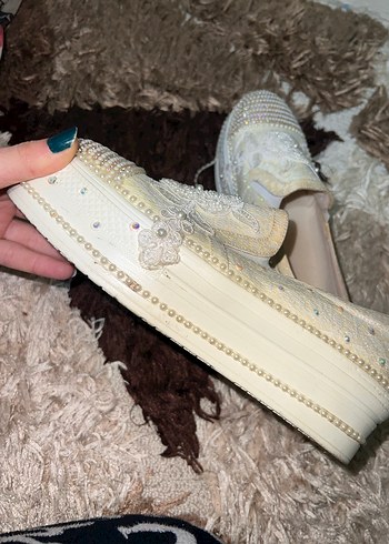 Dantel İşlemeli Bej Dolgu Topuklu Kadın Babet - Görsel 2